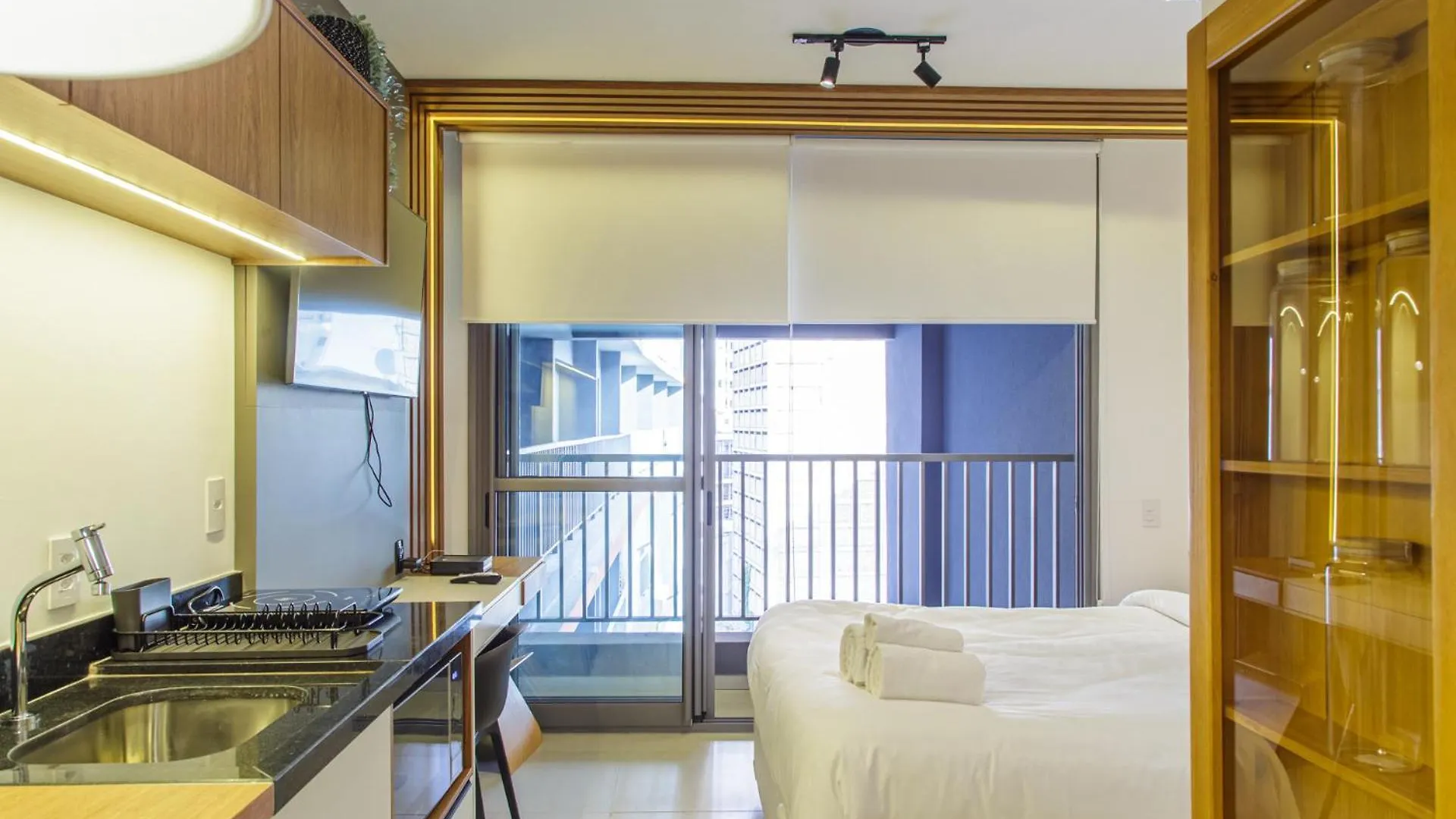 360 Suites Vn Consolacao By Housi - Apartamentos Mobiliados Sao Paulo Apartment