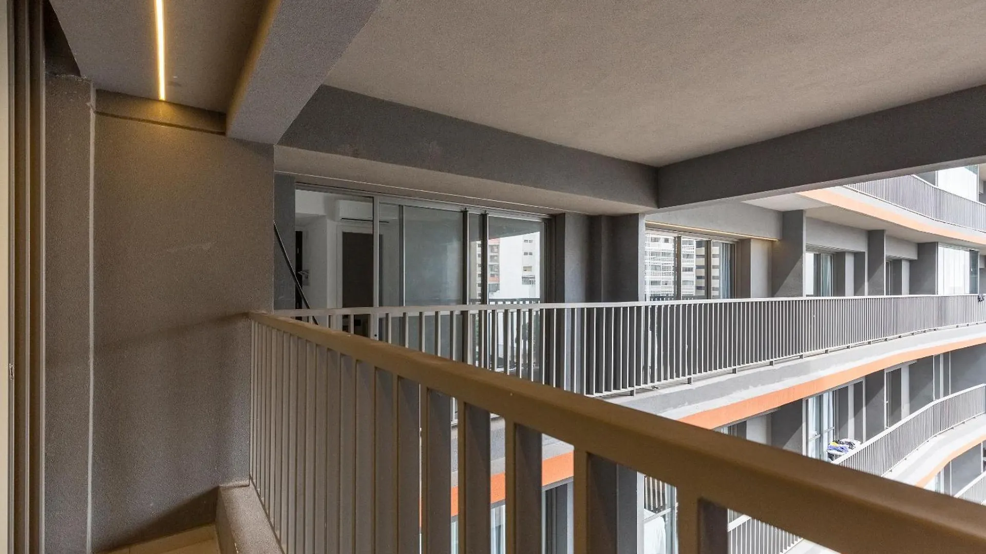Apartment 360 Suites Vn Consolacao By Housi - Apartamentos Mobiliados Sao Paulo Brazil