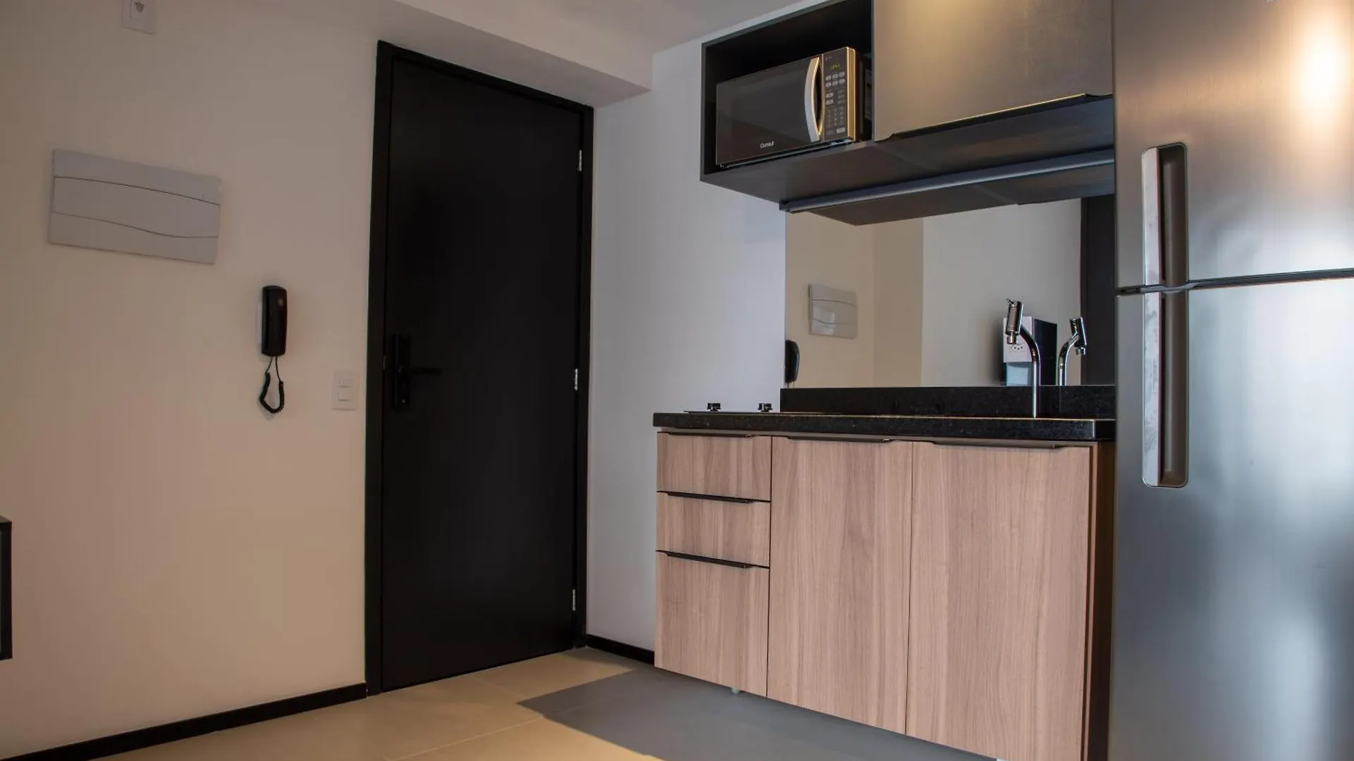 360 Suites Vn Consolacao By Housi - Apartamentos Mobiliados Sao Paulo 0*,  Brazil