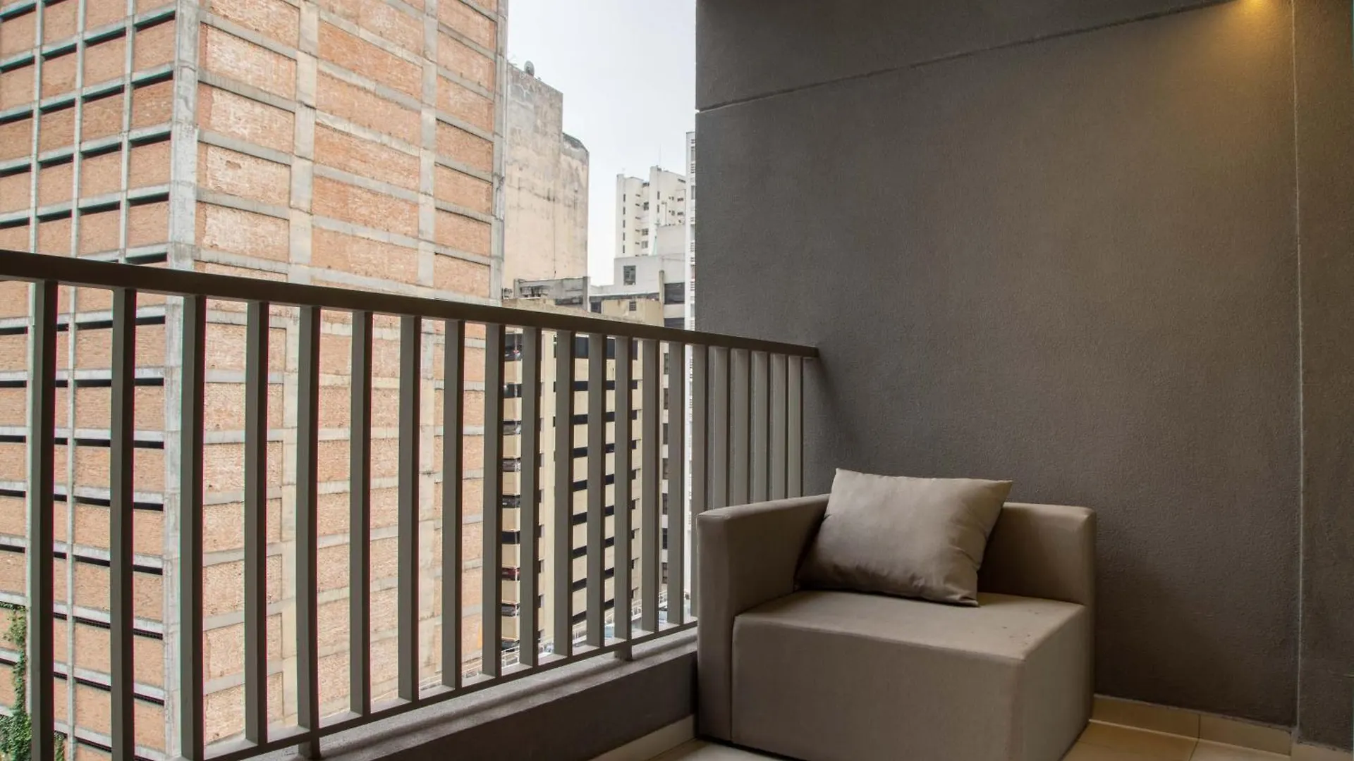 Apartment 360 Suites Vn Consolacao By Housi - Apartamentos Mobiliados Sao Paulo