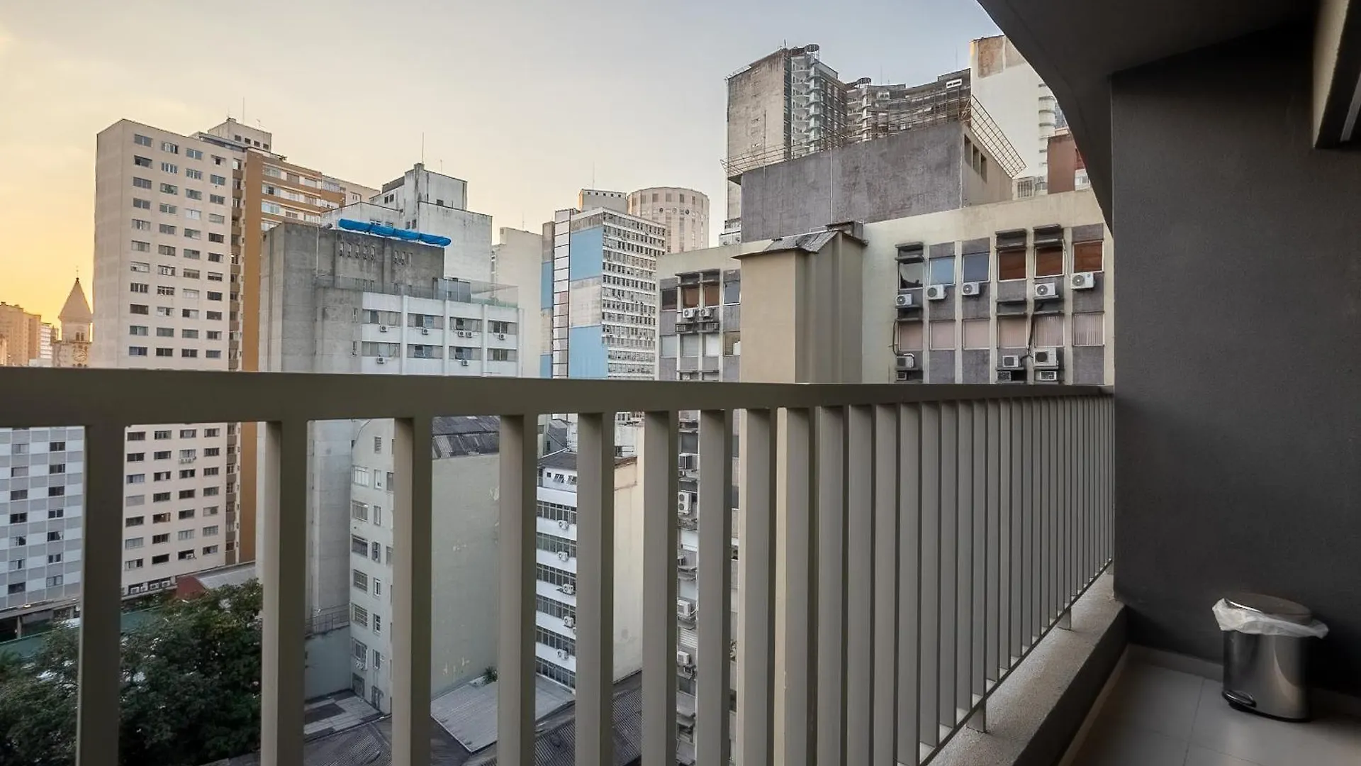 Apartment 360 Suites Vn Consolacao By Housi - Apartamentos Mobiliados Sao Paulo Brazil