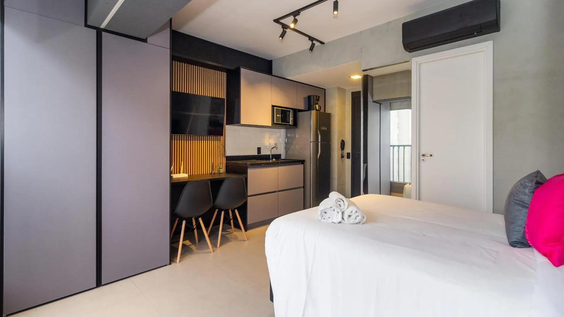 360 Suites Vn Consolacao By Housi - Apartamentos Mobiliados San Paolo 0*,